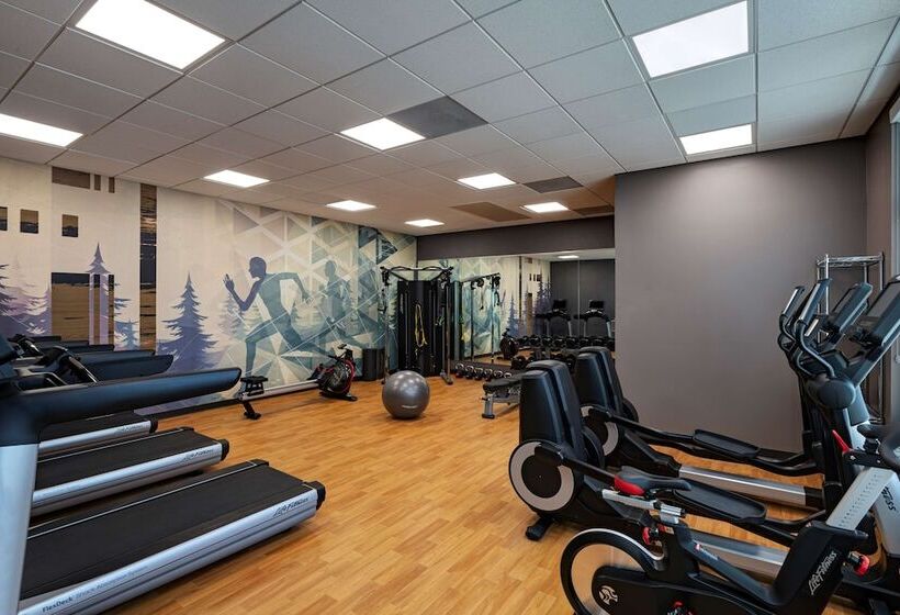 هتل Hyatt House Carlsbad