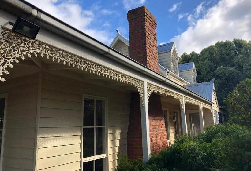 Macedon Ranges Hotel & Spa