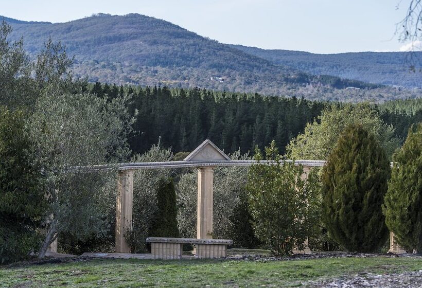 Macedon Ranges Hotel & Spa