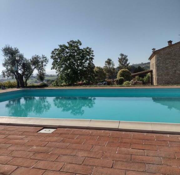 Le Pergoline B&b