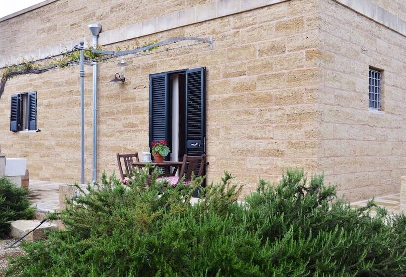 مبيت وإفطار Corte Dei Salentini