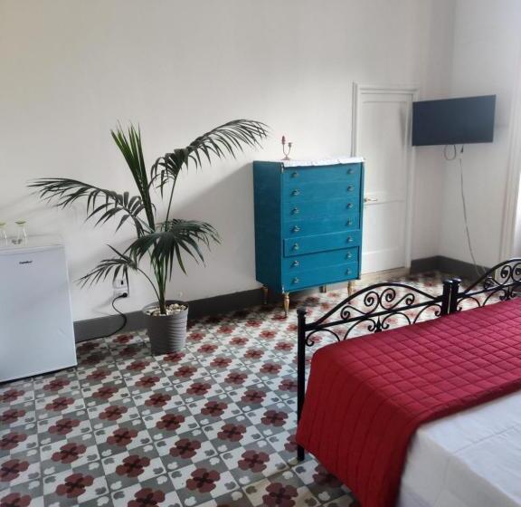 تختخواب و صبحانه Dimora Liberty