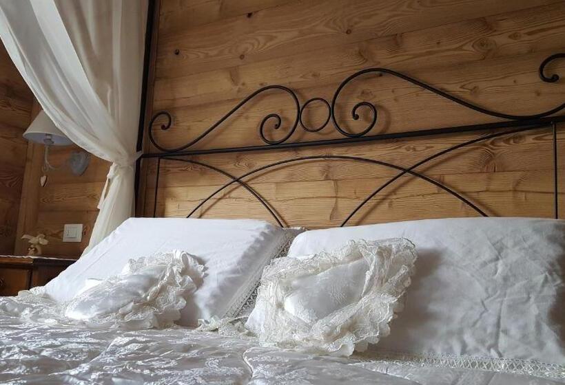 تختخواب و صبحانه La Villa