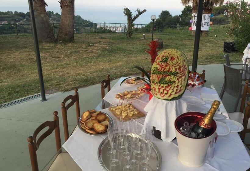 تختخواب و صبحانه Le Limonaie A Mare