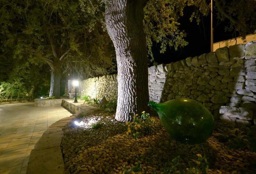 تختخواب و صبحانه Trulli Petra Chiara