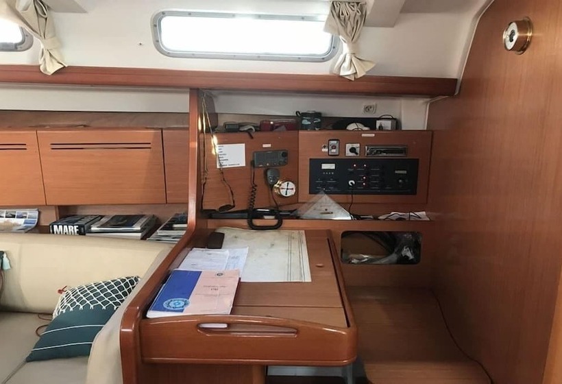 مسافرخانه Delfina