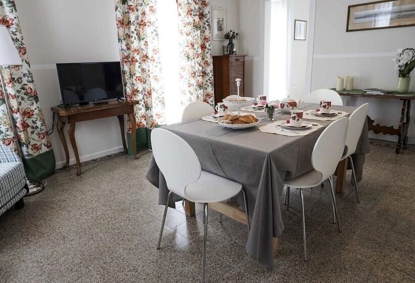 مسافرخانه Prosecco Collalto Lodge