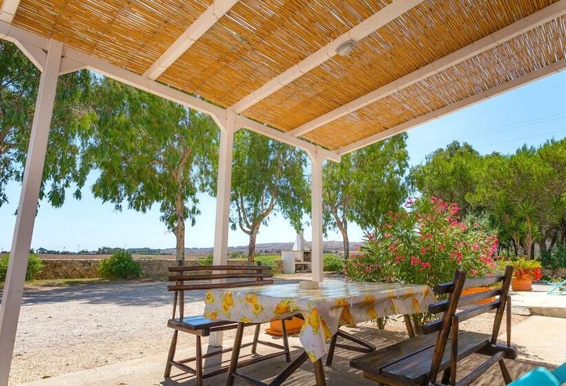 هتل روستایی Agriturismo Masseria Terra D Otranto