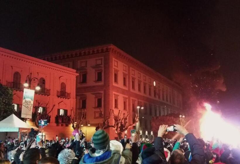 تختخواب و صبحانه Agorà Panoramic Rooms