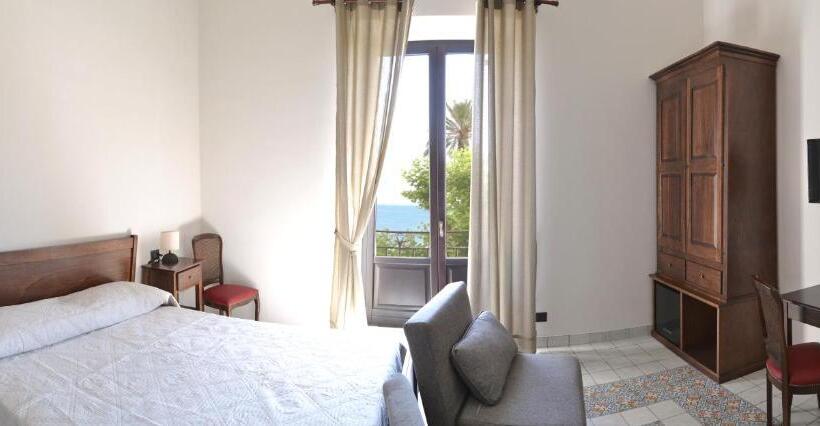 تختخواب و صبحانه Agorà Panoramic Rooms