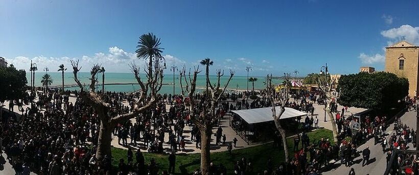 تختخواب و صبحانه Agorà Panoramic Rooms