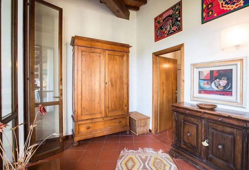 צימר Independent Loft On Florence S Hills