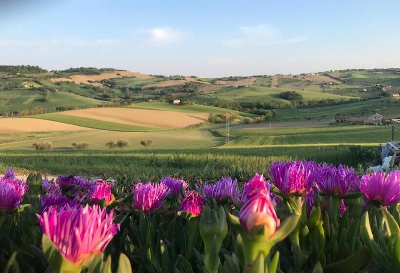 مبيت وإفطار La Trave