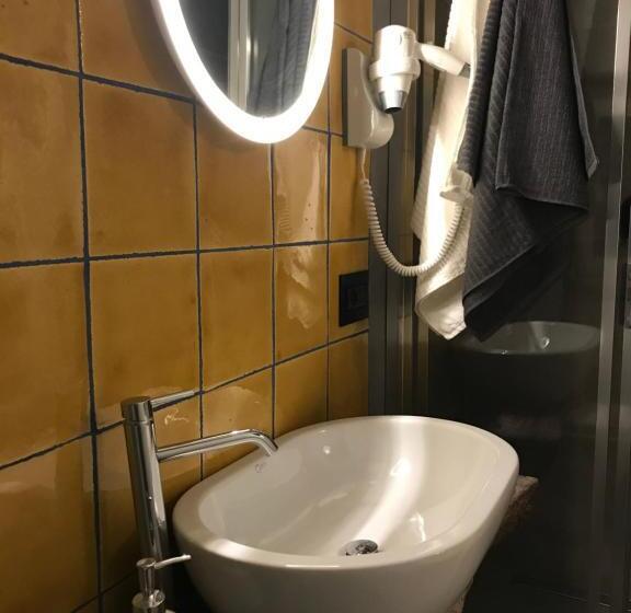 مبيت وإفطار La Trave