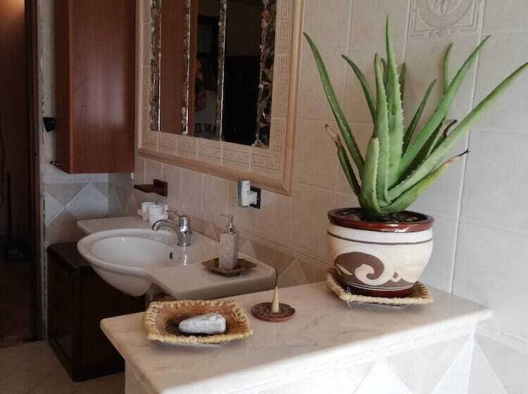 민박 Villa Santa Elena