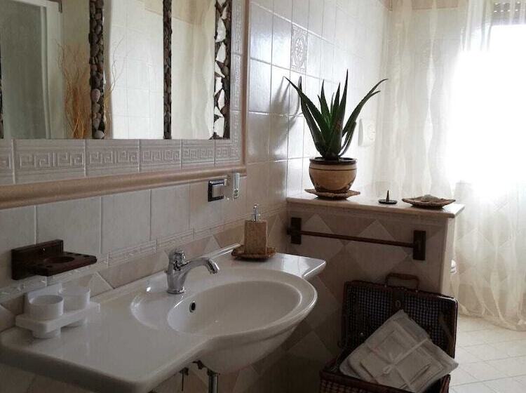 مبيت وإفطار Villa Santa Elena