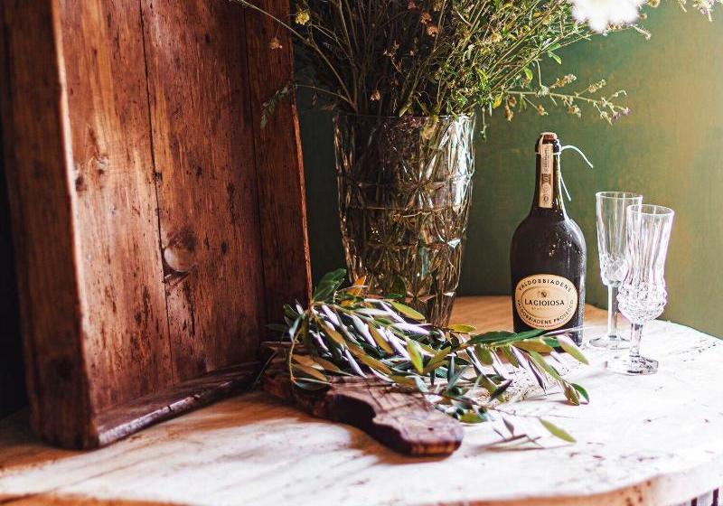 簡易ホテル Il Borgo Di Olive