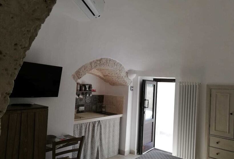 مسافرخانه Trulli In Corte