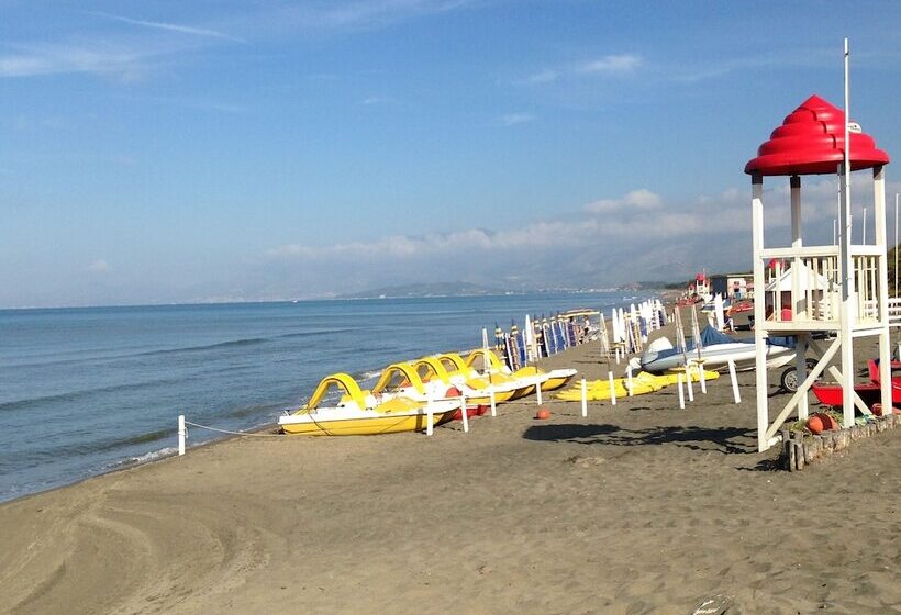 호텔 Happy Camp In Camping Baia Domizia