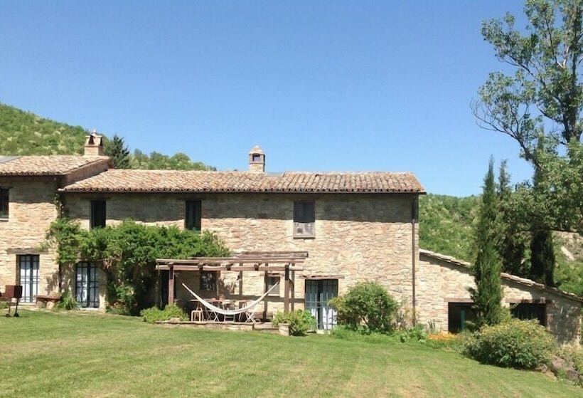 فندق ريفى Agriturismo Le Sorgenti