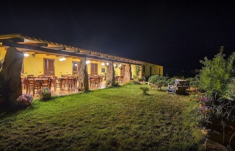 교외 호텔 Agriturismo Lu Nodu