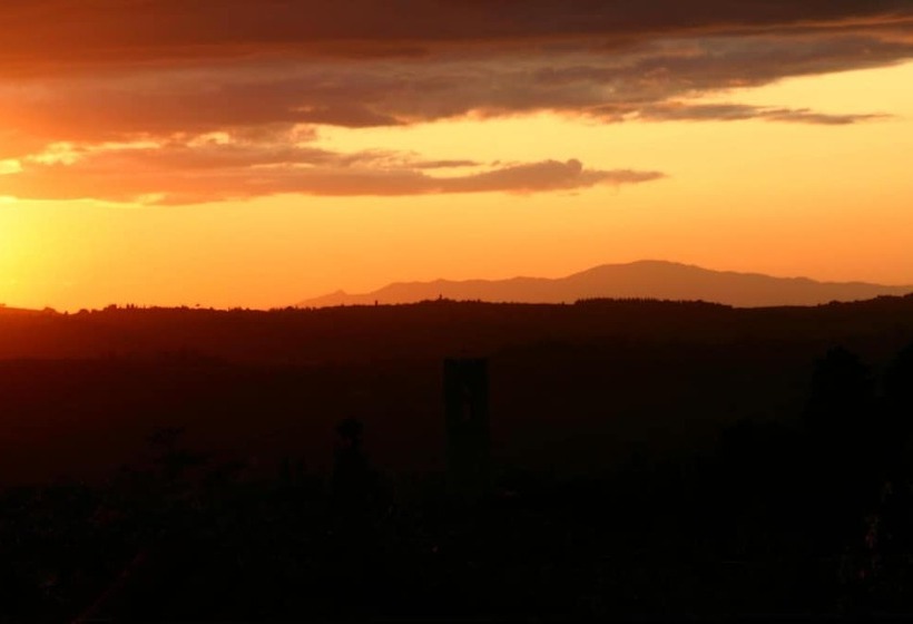 בית מלון כפרי Agriturismo Podere La Cava