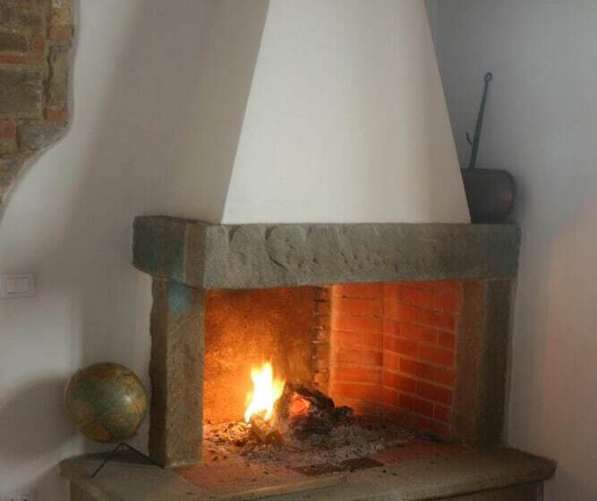 בית מלון כפרי Agriturismo Podere La Cava