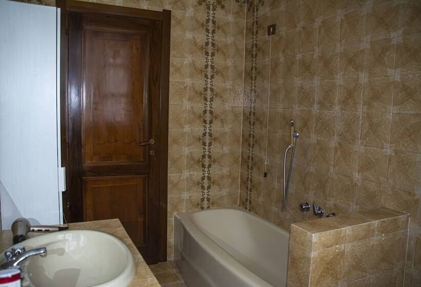بنسيون Villa Principi Della Spina