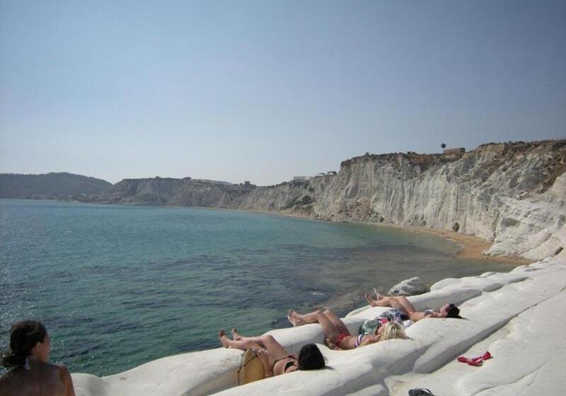 تختخواب و صبحانه Bb Sicily