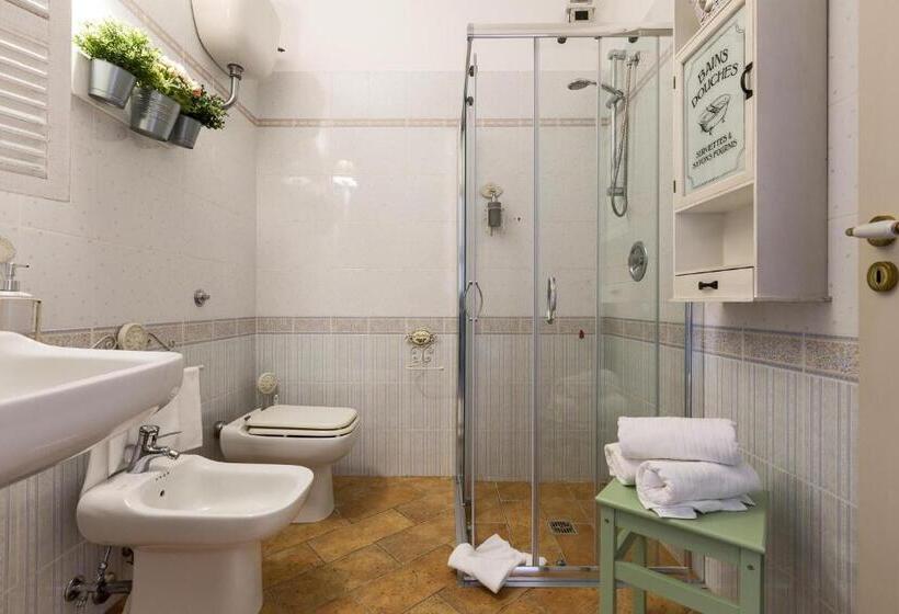 تختخواب و صبحانه Fabula Maison