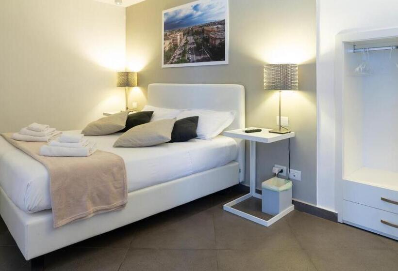تختخواب و صبحانه Le Stanze Di Piazza Cairoli