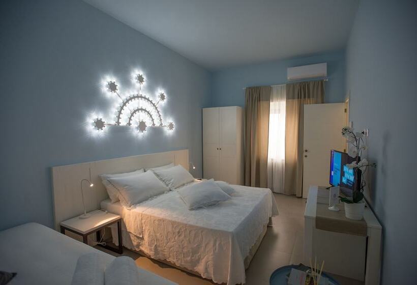 مبيت وإفطار Luci Del Salento Guest House