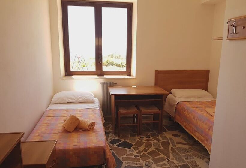 مبيت وإفطار Mamre Village