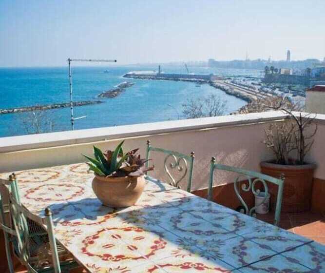 تختخواب و صبحانه San Nicola D Amare