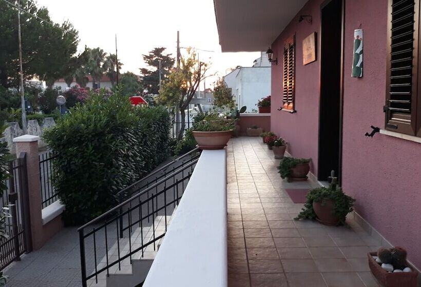 مبيت وإفطار Villetta Orchidea