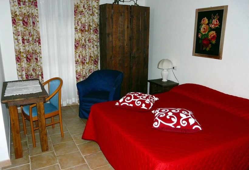 فندق ريفى Rifugio Sfilzi
