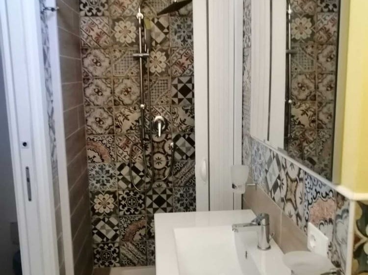 پانسیون Al Faro