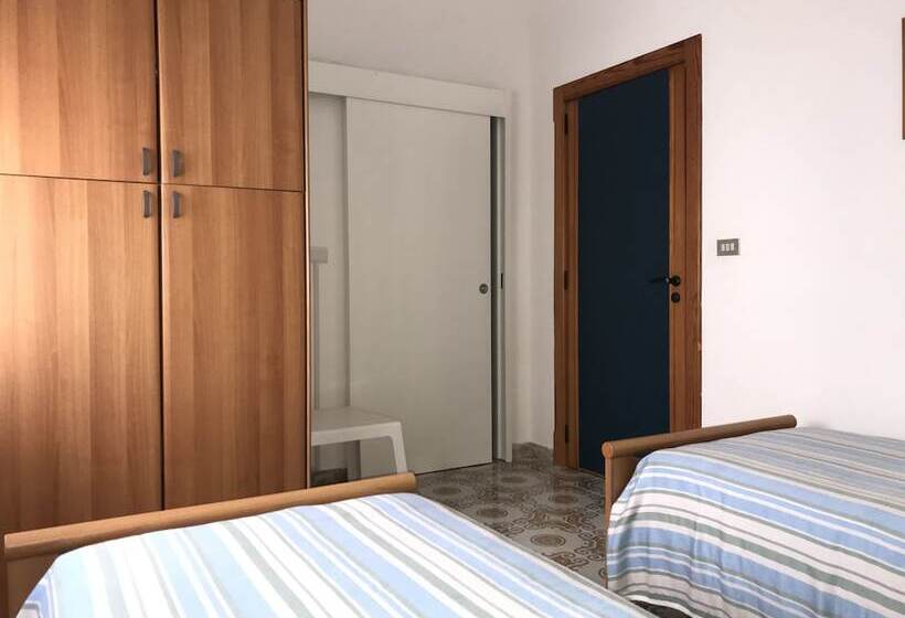 Пансион Guest House Mina