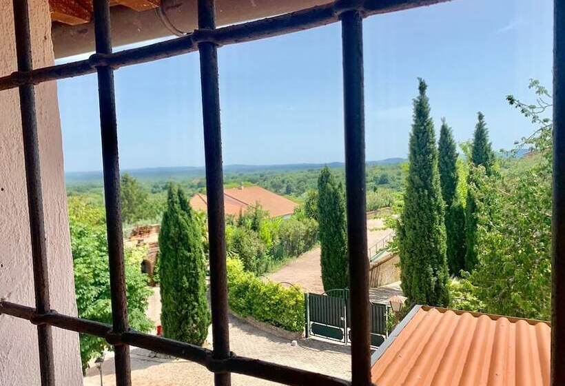 펜션 La Torretta Guest House