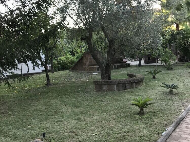 펜션 La Torretta Guest House