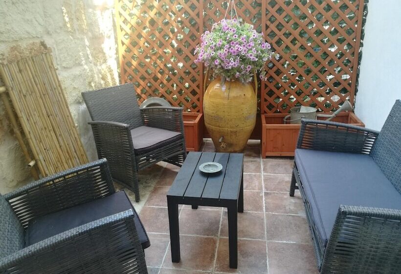 مبيت وإفطار Borgo Salentino