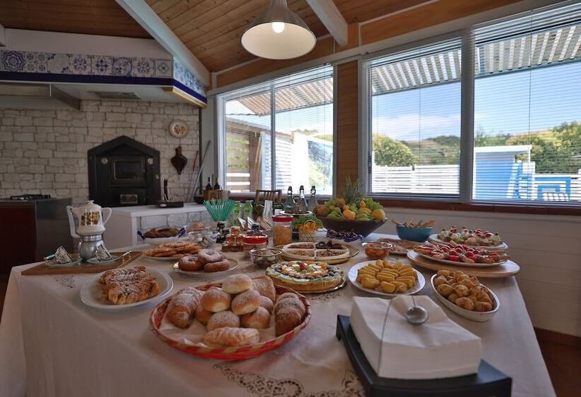 تختخواب و صبحانه Placide Vivere