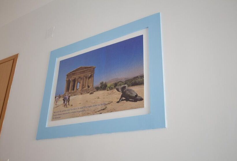 تختخواب و صبحانه U Scrusciu Do Mari