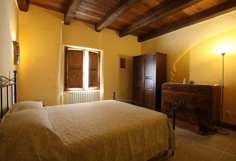 فندق ريفى Agriturismo La Quarta