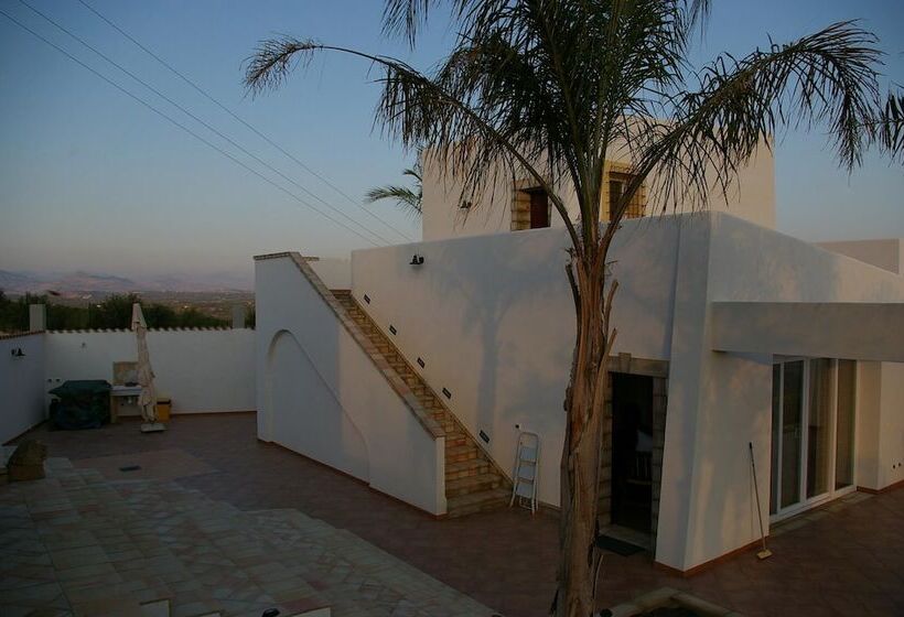 پانسیون Baglio La Giummara