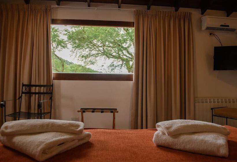 مسافرخانه Selva Montana