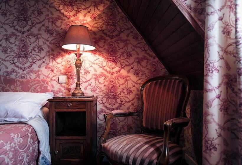 Отель Des Deux Clefs