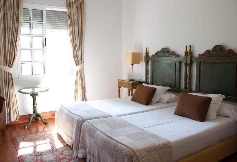 호텔 Hacienda Montenmedio