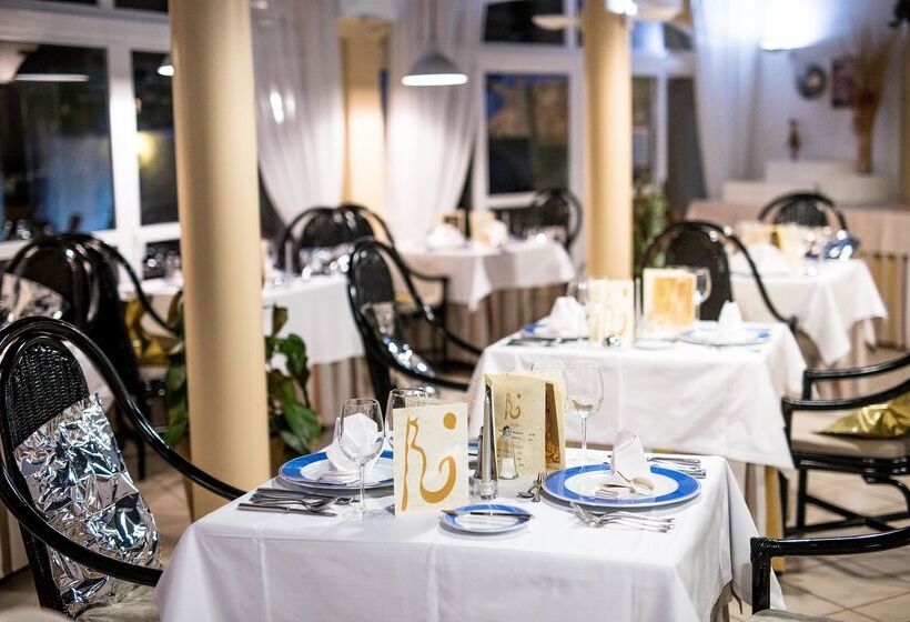 Отель Livvo Risco Del Gato Suites