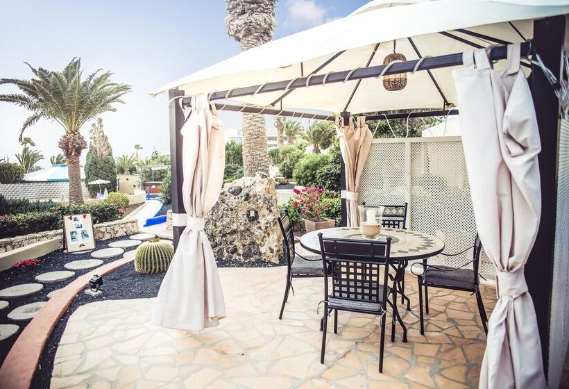 Отель Livvo Risco Del Gato Suites